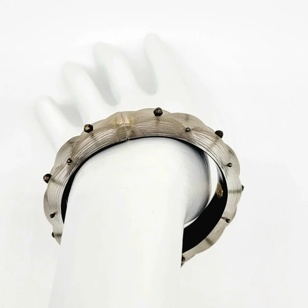 SOLDAlexis Bittar Vintage Clear Quilted Lucite Hinged Bangle Bracelet with Studs - Picture 9 of 13
